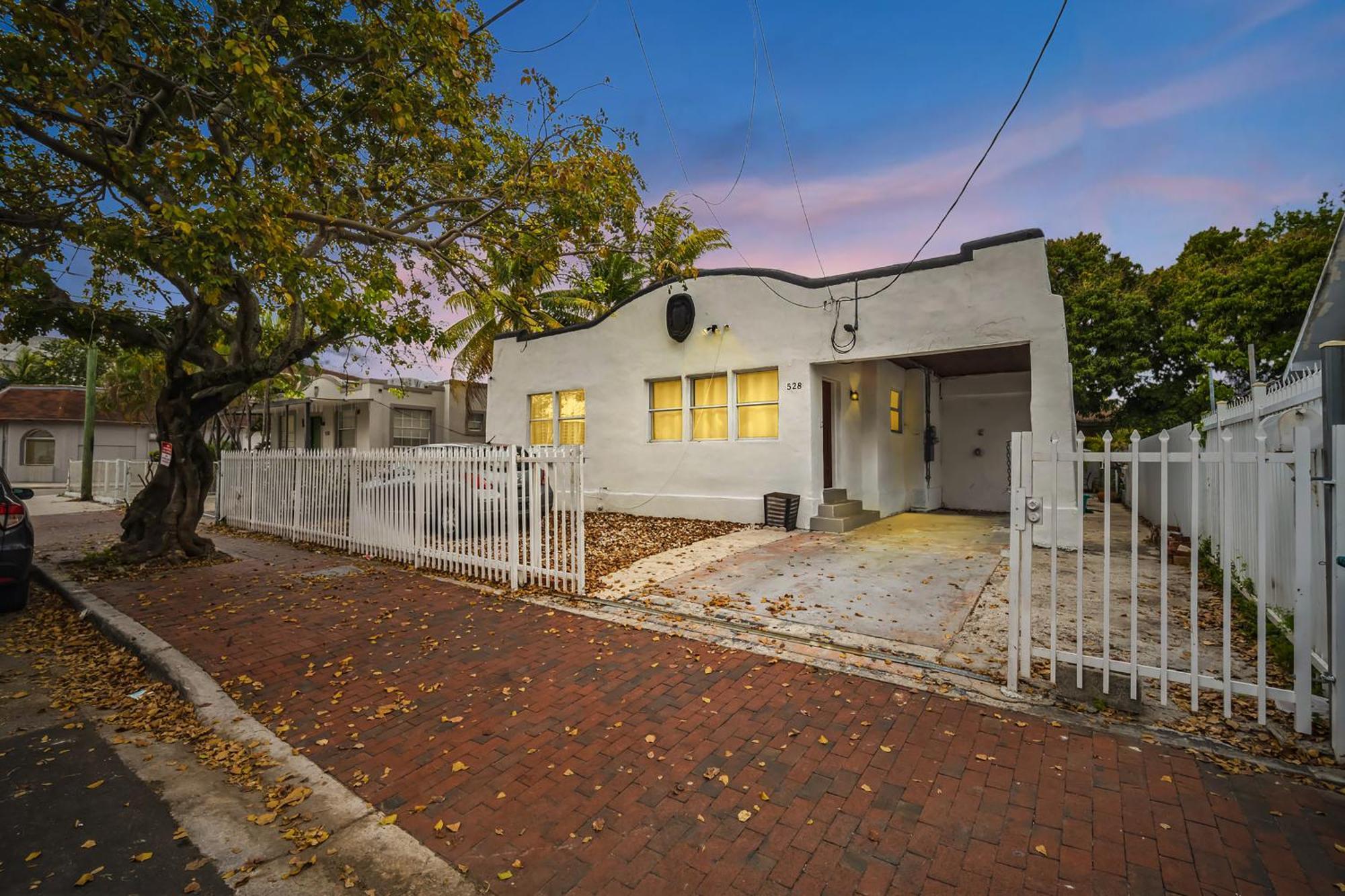 New! Havana Nights Villa ! Walk To Calle Ocho! Miami Exteriér fotografie